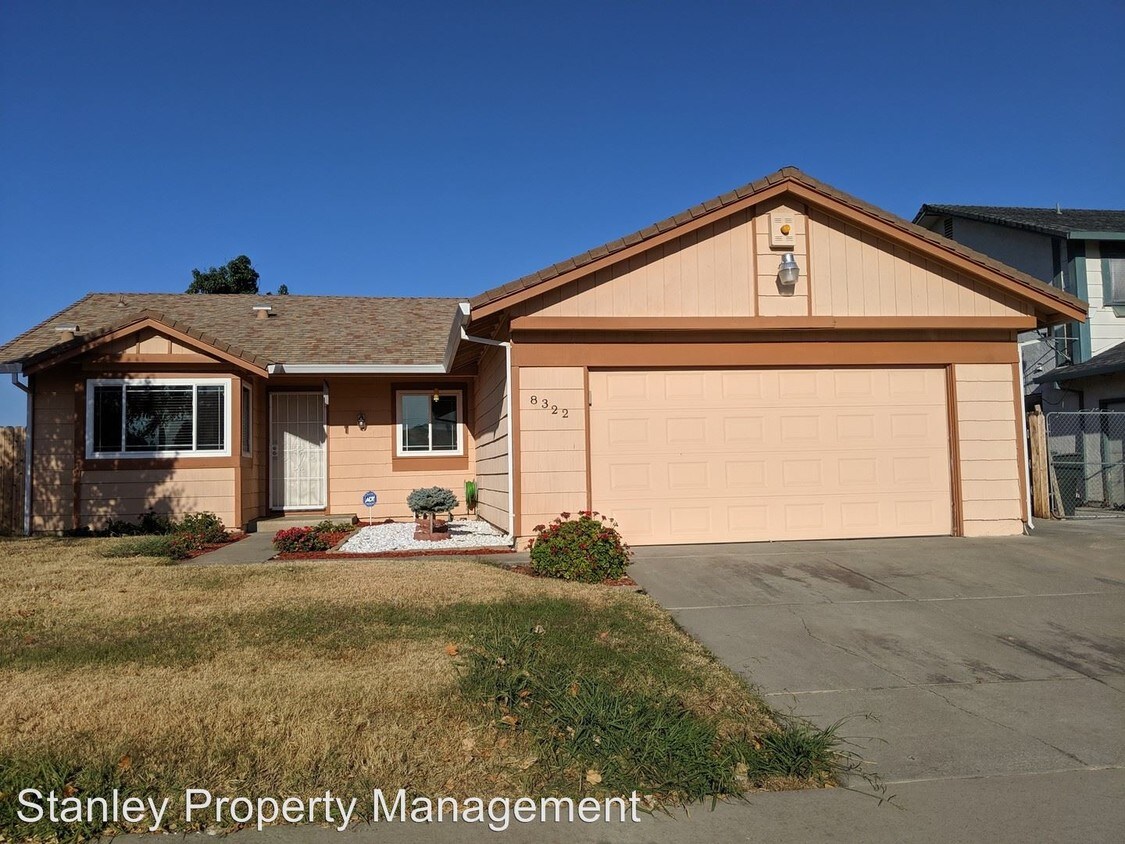Primary Photo - 4 br, 2 bath House - 8322 Hemingway Drive