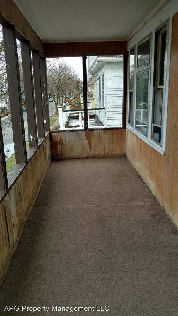 137 Mohawk St, Rochester, NY 14621 Condo for Rent in Rochester, NY