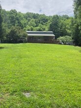 Building Photo - 440 Geren Subdivision Ln