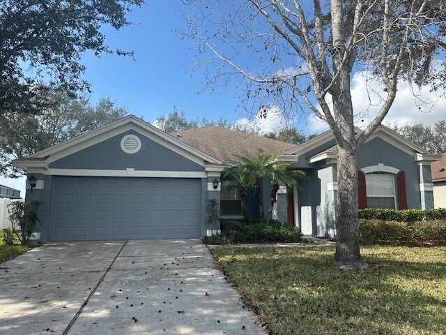 Foto principal - Beautiful 4 bedroom, 2 bath home in gated ...