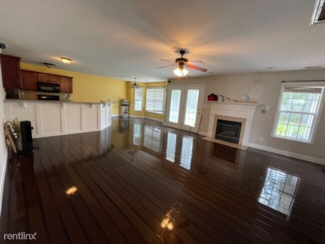 Foto del edificio - 4 br, 3 bath House - 112 Holly Oak Cir