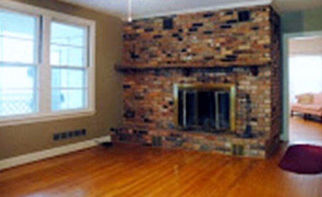 Building Photo - 157 Hiller Rd