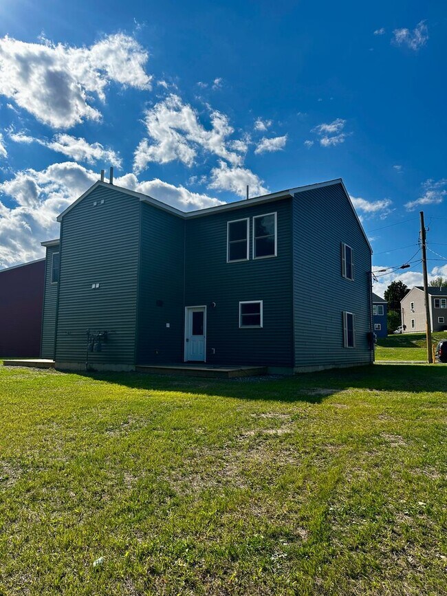 Foto del edificio - 46 Firefly Ln
