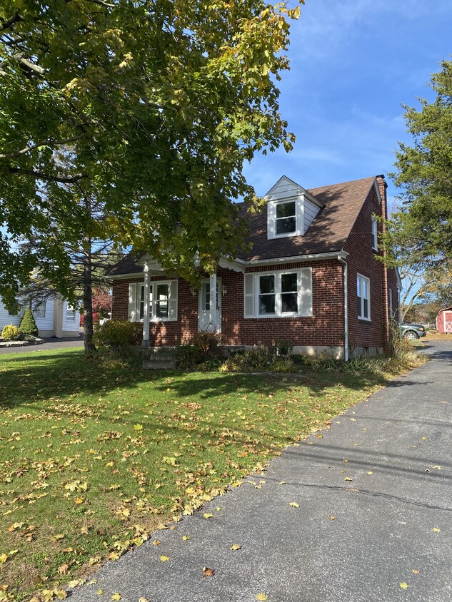 Primary Photo - 875 Buchert Rd