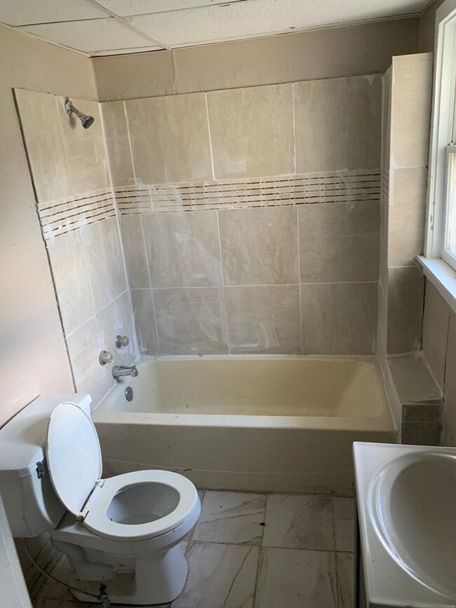 Foto del edificio - 2 bed 1 bath home