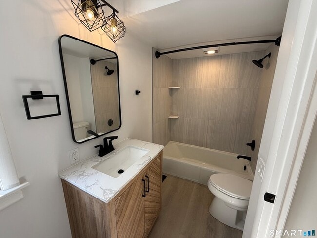 Foto del edificio - 3 Edgewood St