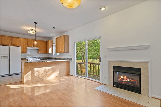 Building Photo - 71 Monarch Dr