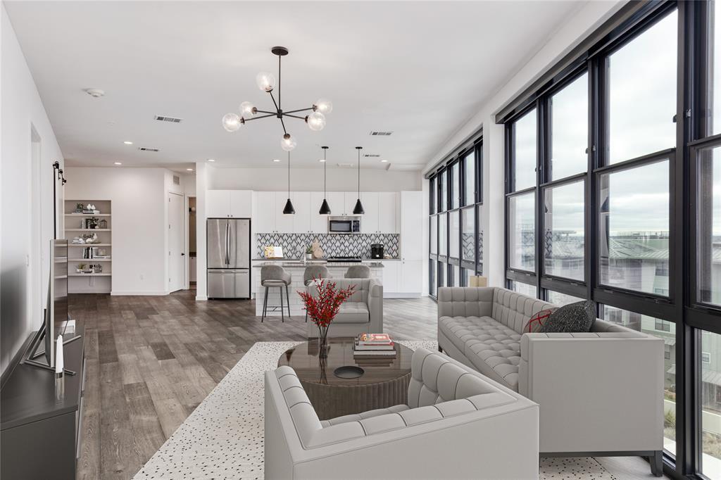 Foto principal - 800 Embassy Dr