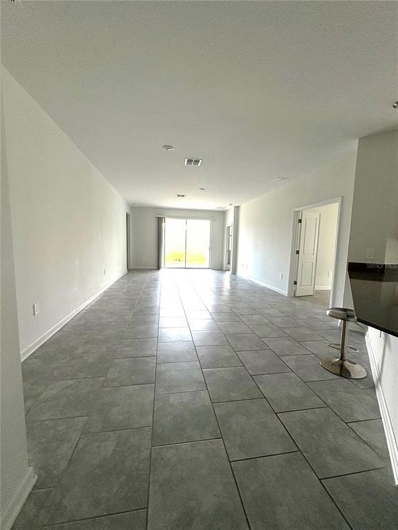 Building Photo - 121 Aces High Ln