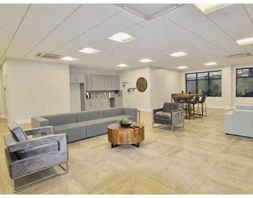 Foto del edificio - 436 McGrath Hwy