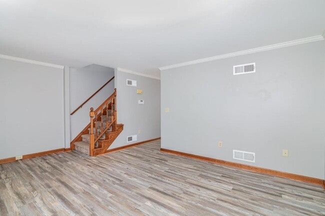 Building Photo - 614 Park Ridge Dr