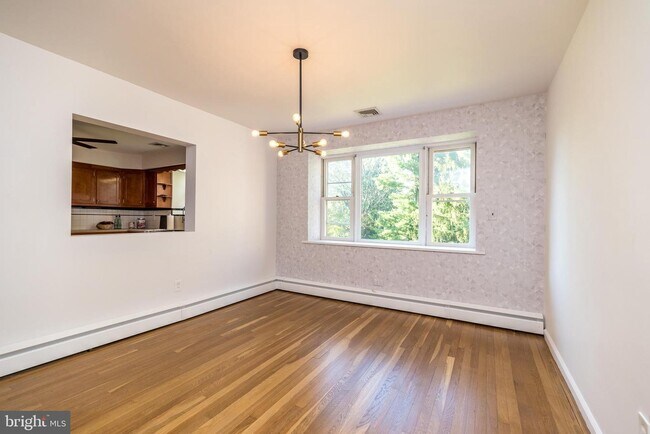 Foto del edificio - 932 Croton Rd