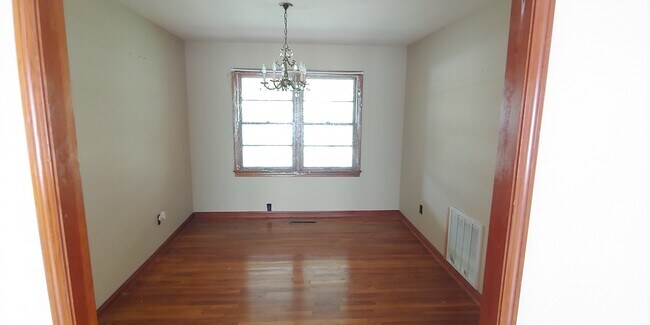 Foto del edificio - 2 Bedroom Home in Tuscaloosa