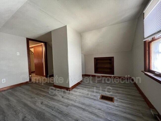 Foto del edificio - 4825 Monroe St