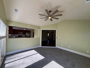 Building Photo - 1908 Barberry Ct