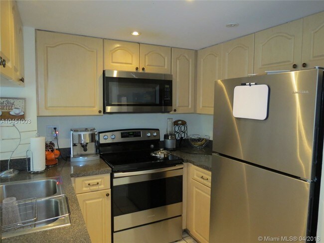 Building Photo - 1819 SW 107th Ave