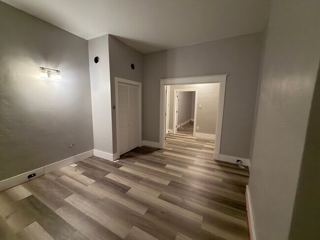Foto del edificio - 907 Chartiers Ave