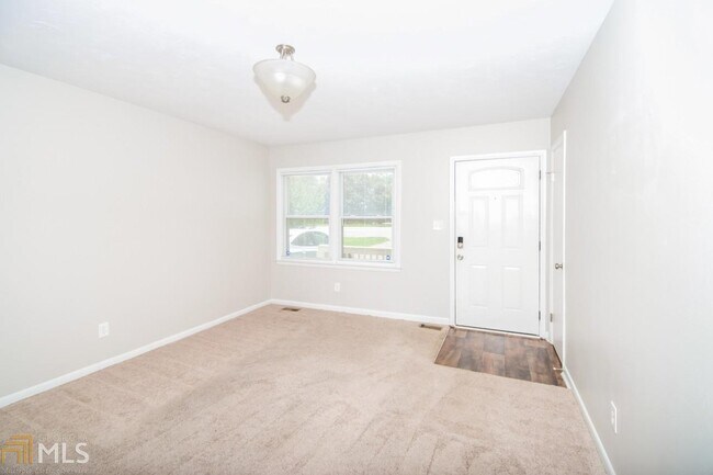 Foto del edificio - 281 Valley Hill Rd