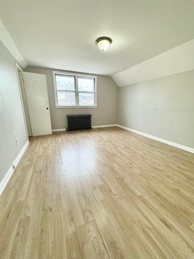 Foto del edificio - 260 E 22nd St