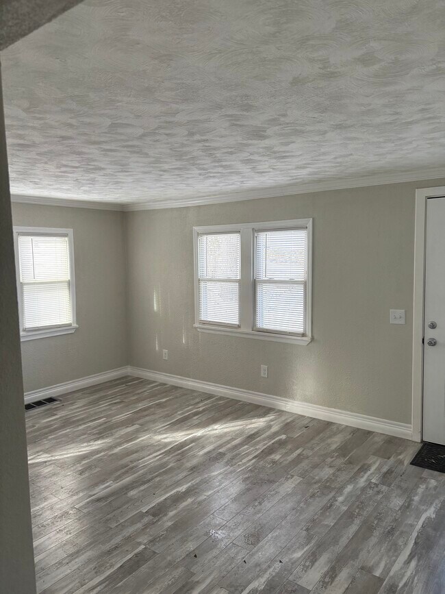 Foto del edificio - 601 Echo Rd