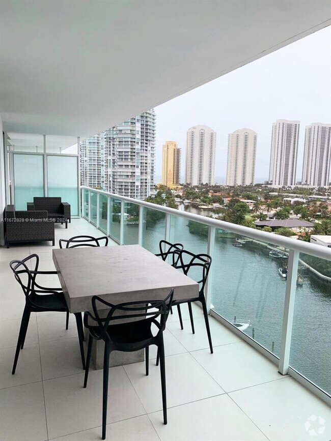 Building Photo - 400 Sunny Isles Blvd