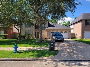 Building Photo - 15523 Seminole Canyon Dr
