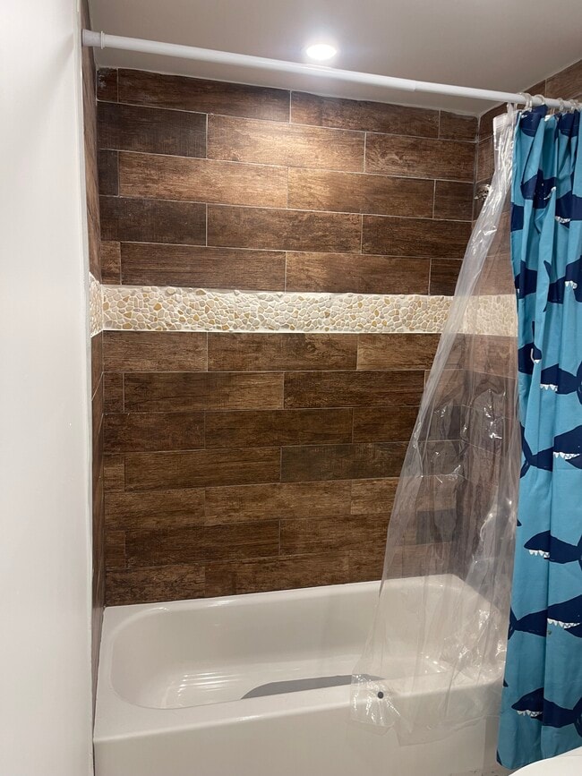 Building Photo - 19055 NW 62nd Ave