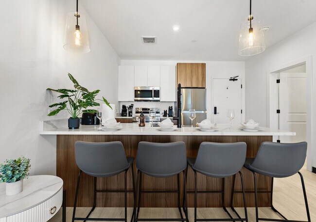 Foto del edificio - 600 Broadway-ID1240271P