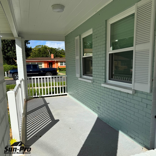 Photo - 750 Bethune St Townhome