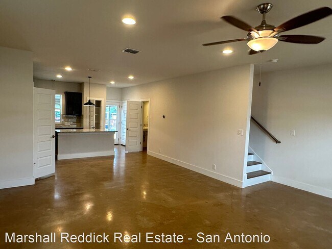 Building Photo - 3 br, 2 bath House - 607 Burleson Street