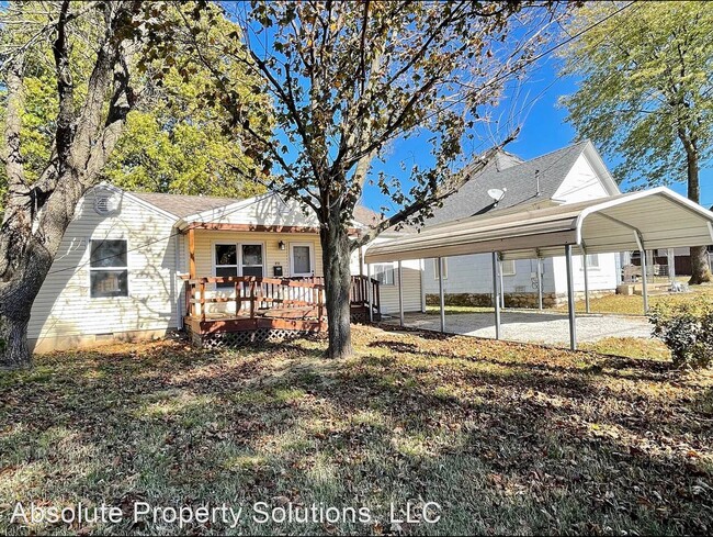 3 br, 1 bath House - 1405 W Calhoun St photo'