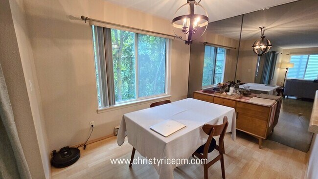 Foto del edificio - 12703 NE 129th Ct