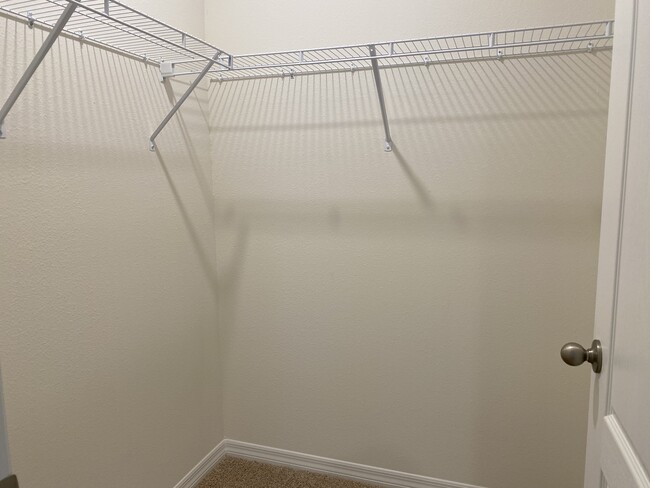 Closet - 369 Feltrim Reserve Blvd