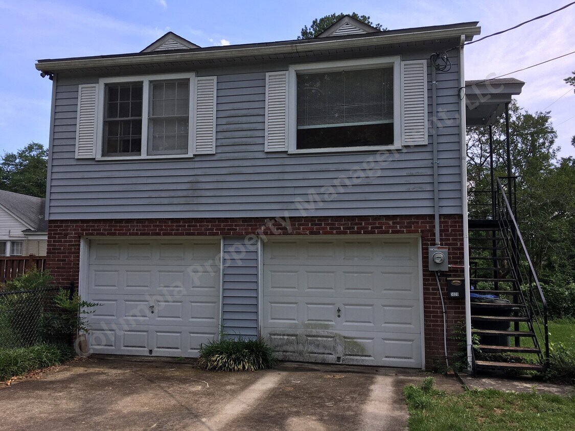Primary Photo - 3020 Pickett St