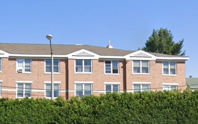 Building Photo - 42 Vernon St