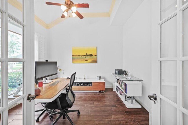 Foto del edificio - 5475 Harvest Oak Landing Dr