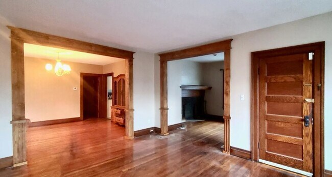 Foto del edificio - 425 Bird Ave