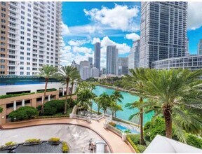 Building Photo - 901 Brickell Key Blvd