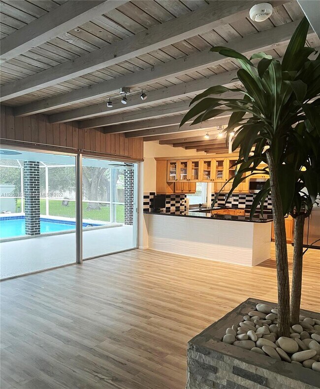 Foto del edificio - 7790 SW 117th St