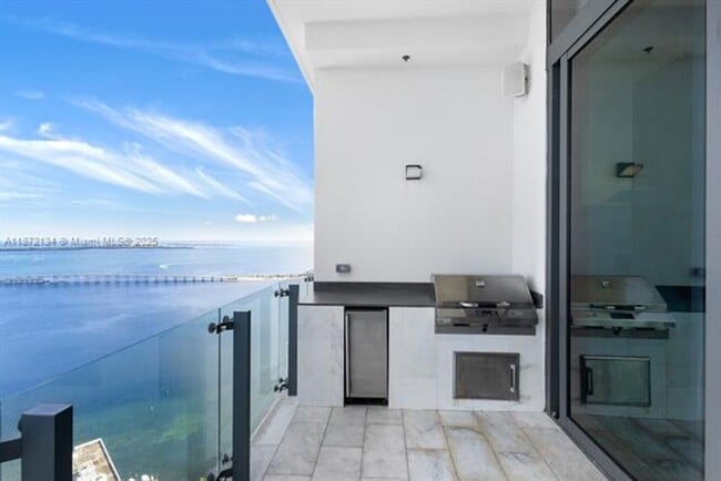Foto del edificio - 1451 Brickell Ave