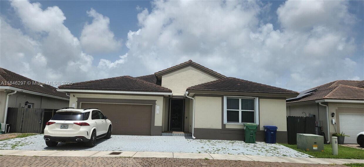 Primary Photo - 22912 SW 115th Ct