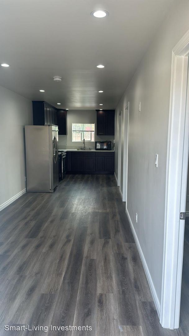 Building Photo - 2 br, 1 bath House - 908 W Lucille Ave