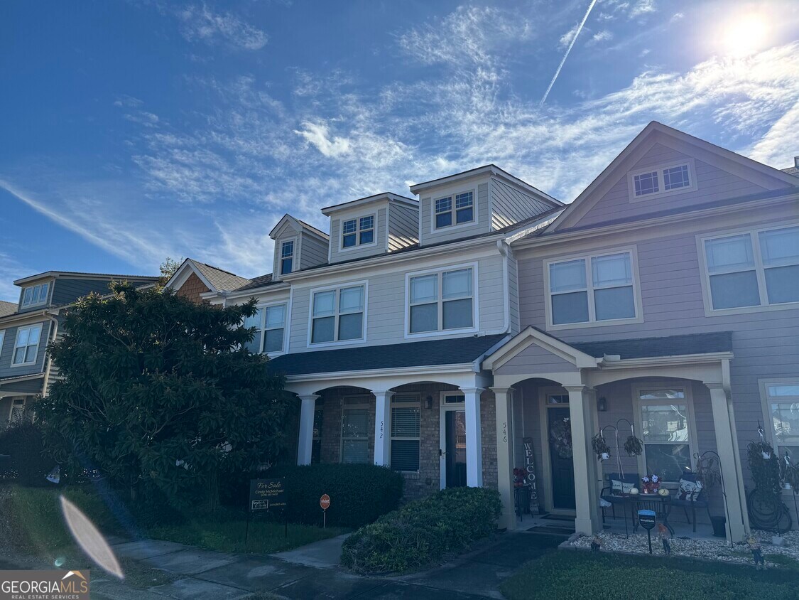Primary Photo - 542 Ivy Brook Way