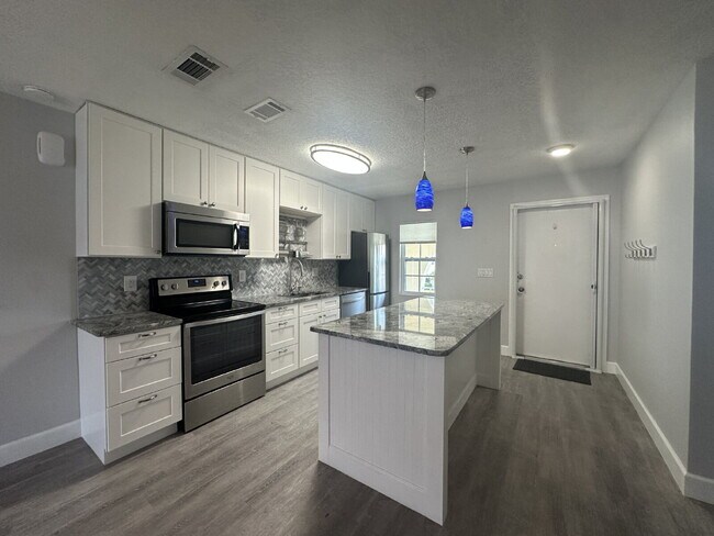 Building Photo - 55 and over condo community in Indian Harb...