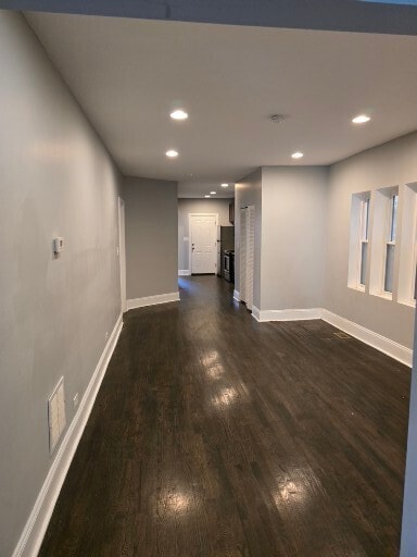 Building Photo - 7545 S Yates Blvd