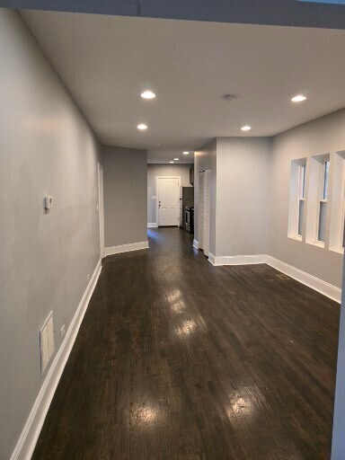 Foto del edificio - 7545 S Yates Blvd