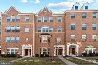 Building Photo - 15151 Leicestershire St