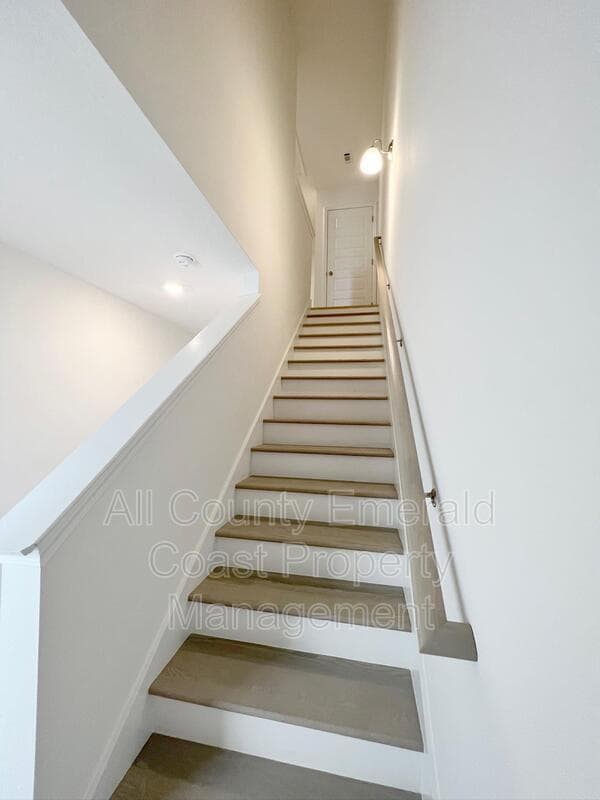 Building Photo - 5 Renea Cv