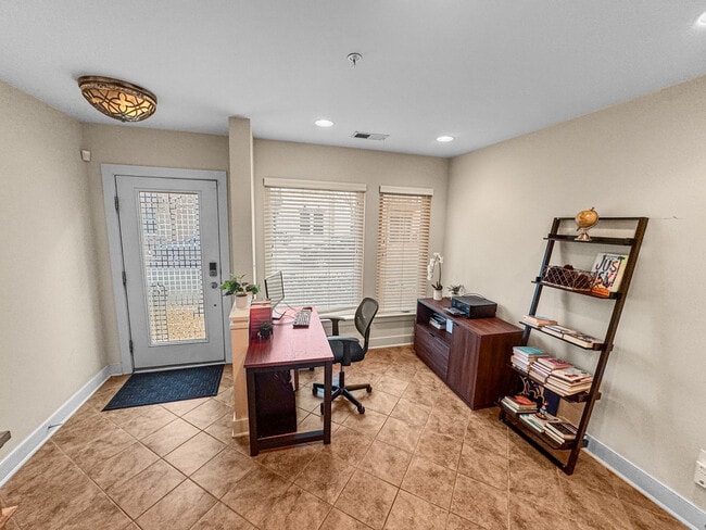 Photo - 5610 45th Ave Townhome