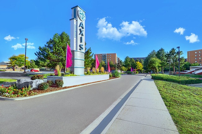 Building Photo - Alvista Nine Mile